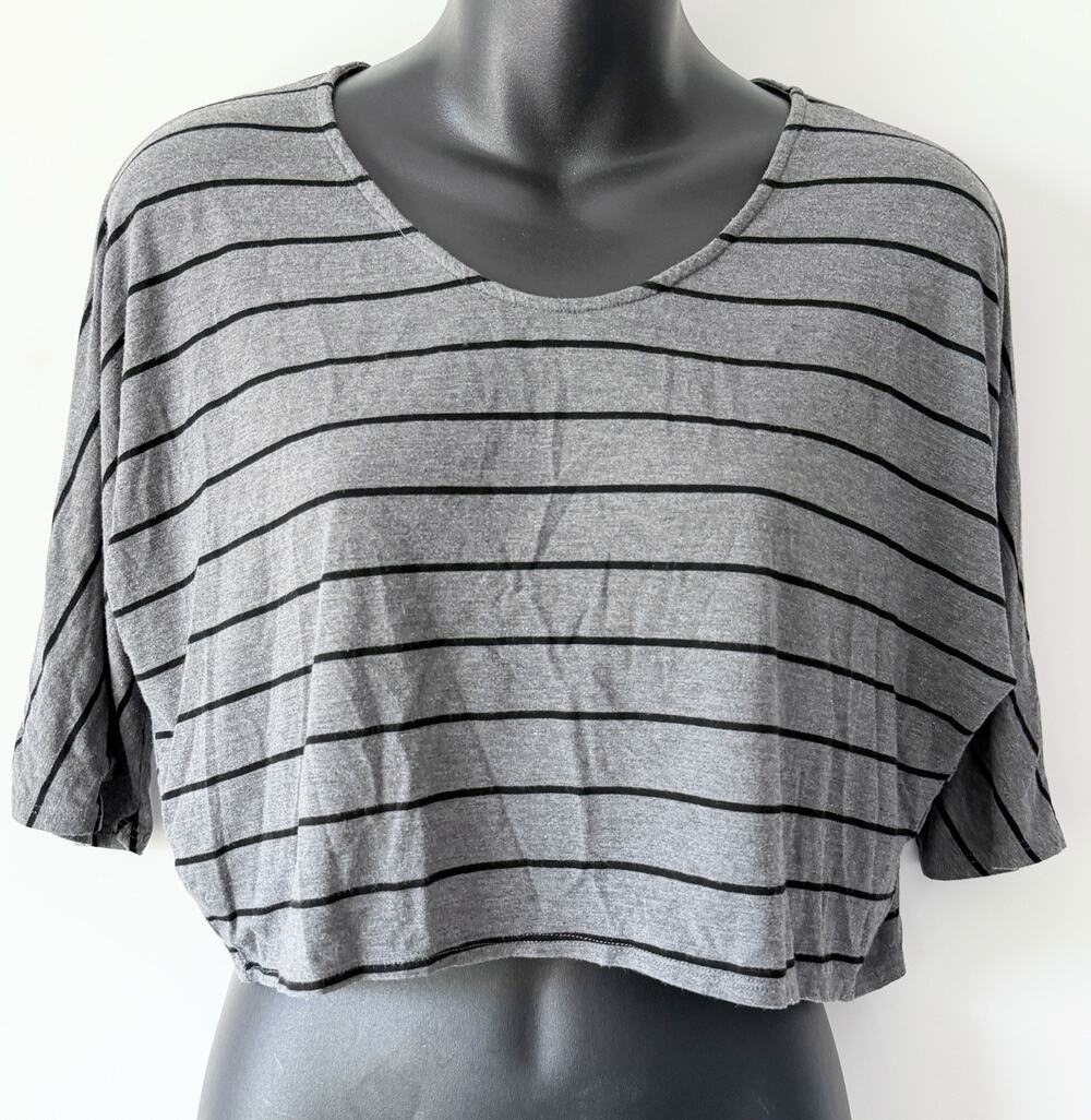 Allison Izu Womens Grey Cropped Top XS Black Stripe Relaxed Fit Casual Short